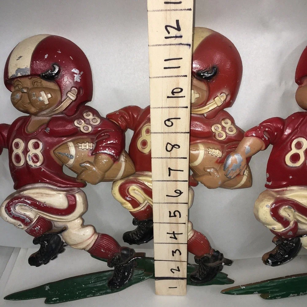 Set of 3- 1970s VTG  HOMCO FOOTBALL Player Metal Wall Hangers Plaques USA Sports
